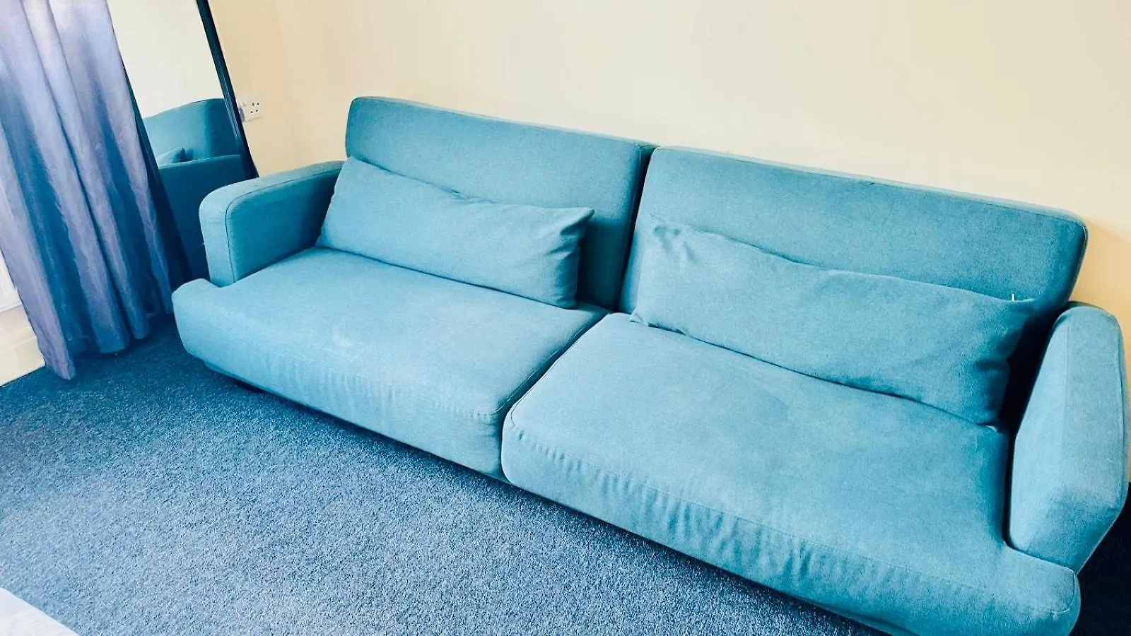 Ensuite Family Room In Stratford London