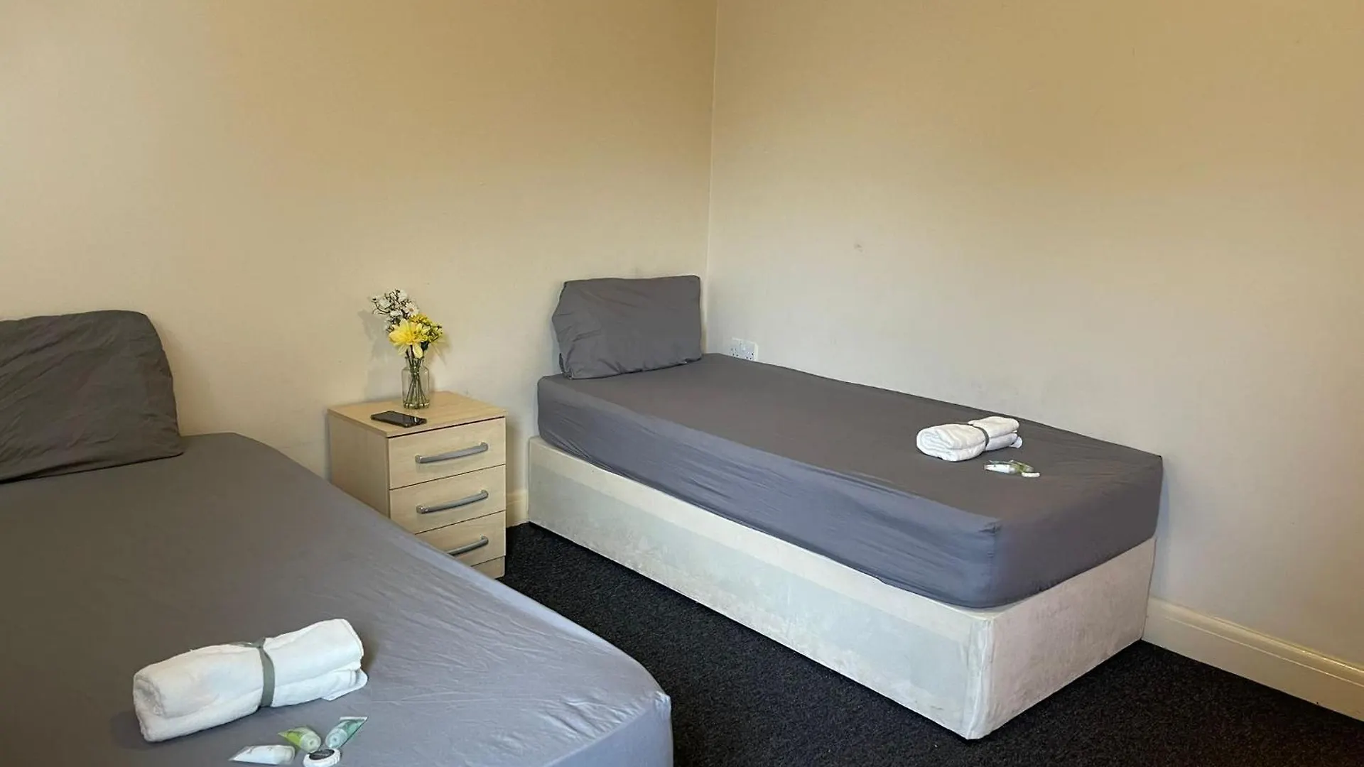 Guest house Ensuite Family Room In Stratford London United Kingdom