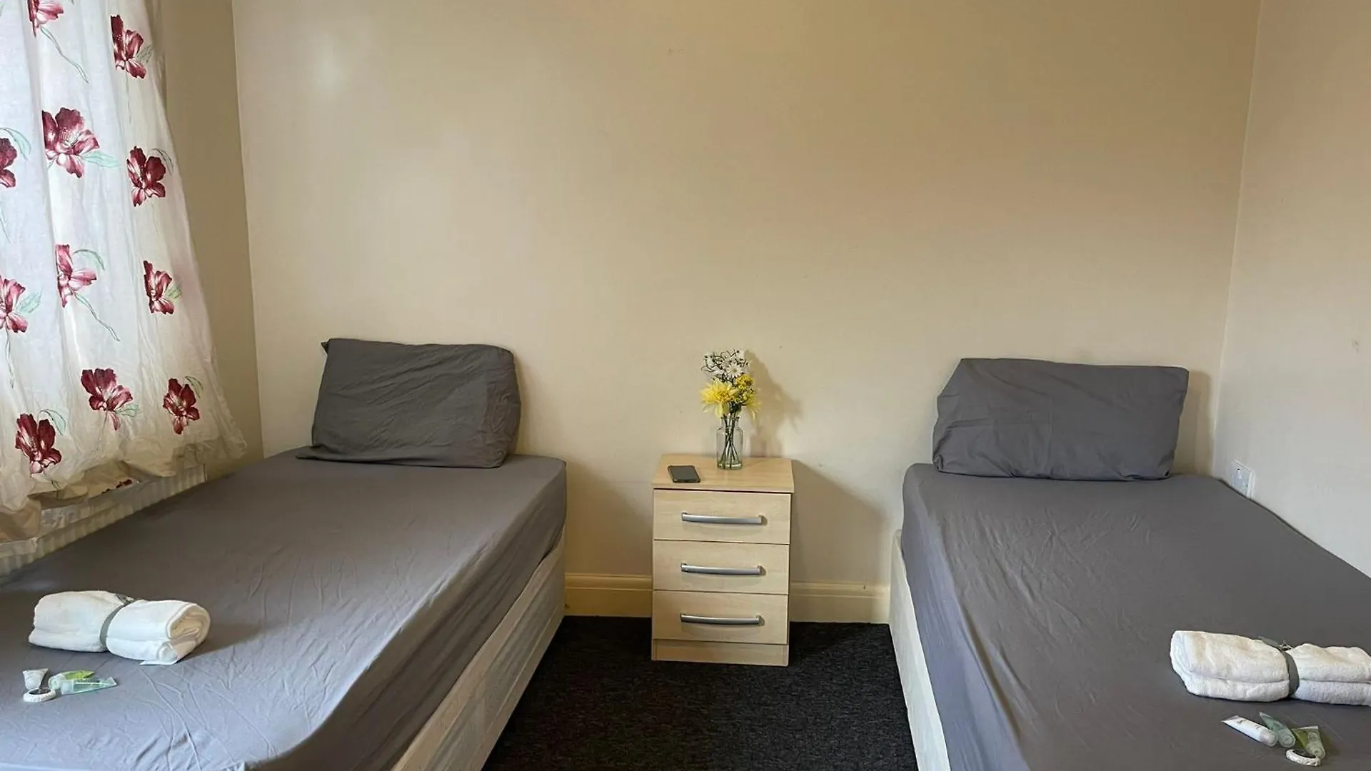 Guest house Ensuite Family Room In Stratford London United Kingdom