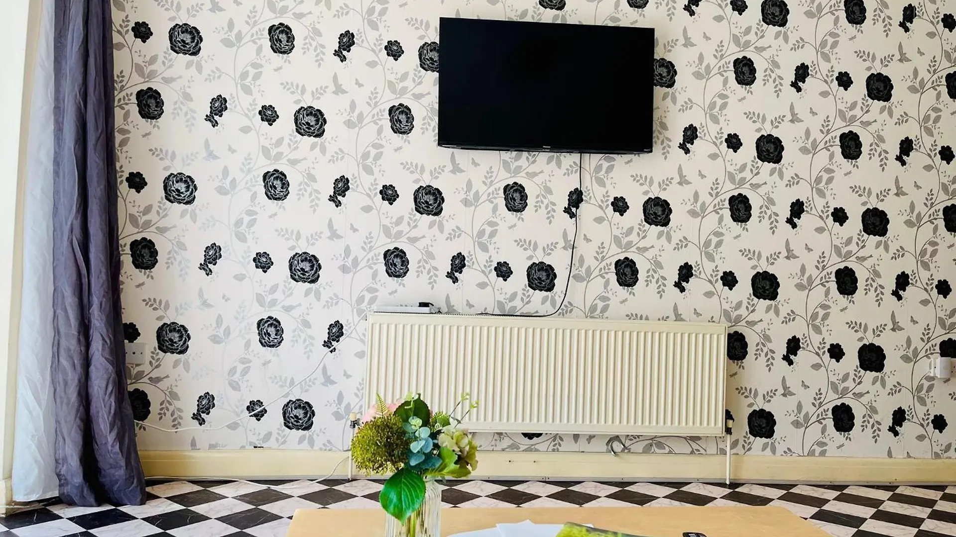 Ensuite Family Room In Stratford London